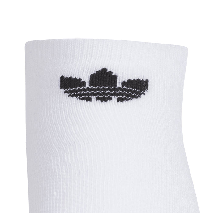 White no-show sock with black trefoil logo stripe on cuff