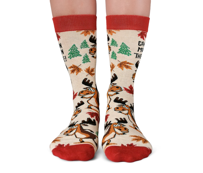WOMEN'S NOVELTY CREW CANADIAN MOOSE SOCKS -