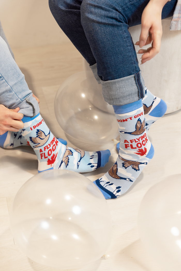 FUNNY CANADA GOOSE FLYING FLOCK PRINT SOCKS WOMEN UPTOWN SOX