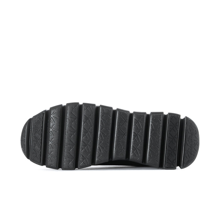Men's black wide sneakers, rubber outsole with deep tread and grooves