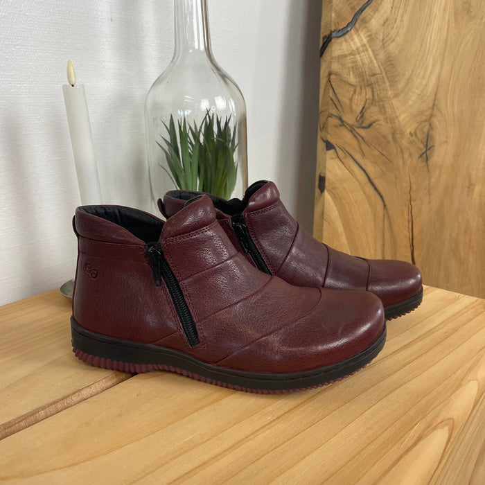 Green Comfort Lugano Laisa i bordeaux – kort läderstövel med dubbel dragkedja