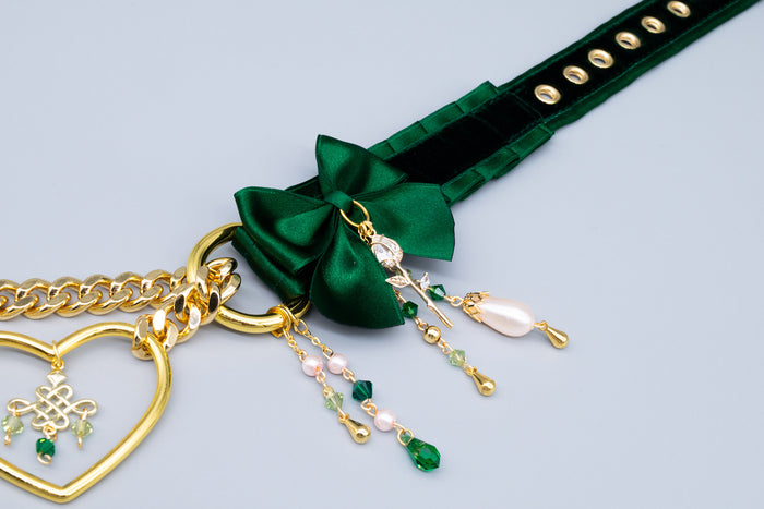 "Royal Garden" - Hunter Green Luxury Martingale Collar