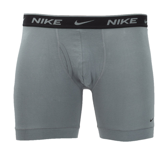 Men's Nike dri-fit boxer briefs in gray solid with Nike logo waistband