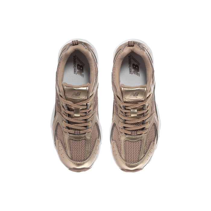 Kids beige lace-up sneakers, top view with laces and cushioned collar, N logo