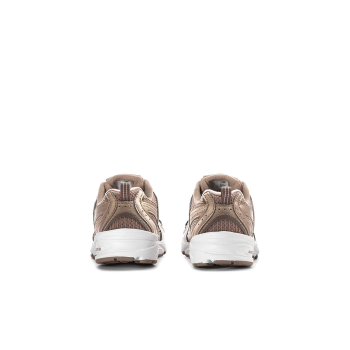 Kids beige lace-up sneakers, heel view with cushioned back and white midsole