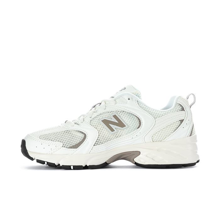 Off-white New Balance 530 wide women's sneakers with textured mesh panels and N emblem