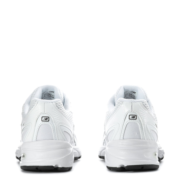 Women's white mesh sneakers, heel and back view with lace-up collar