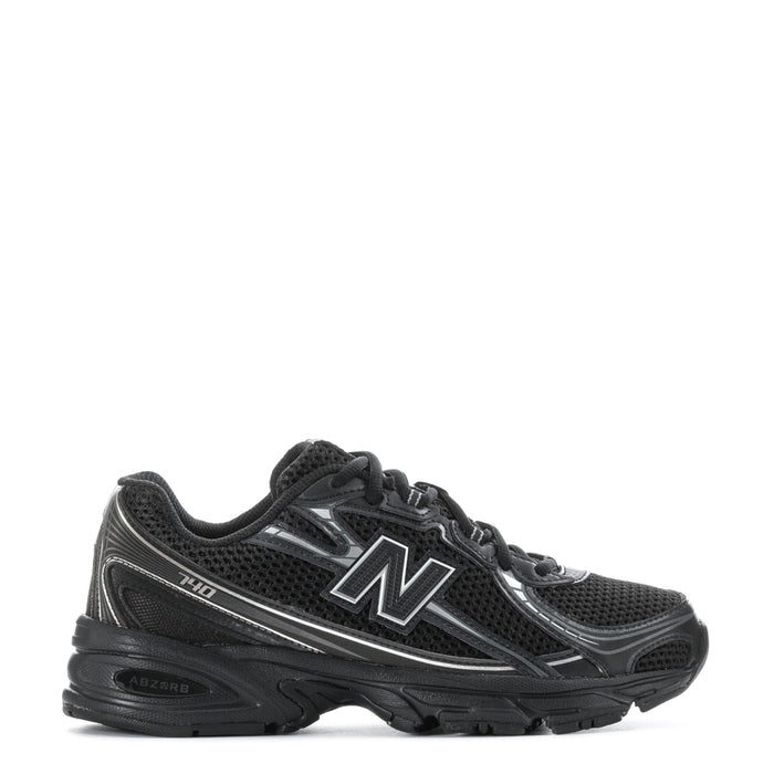 Youth black lace-up sneakers with silver N logo and chunky rubber sole