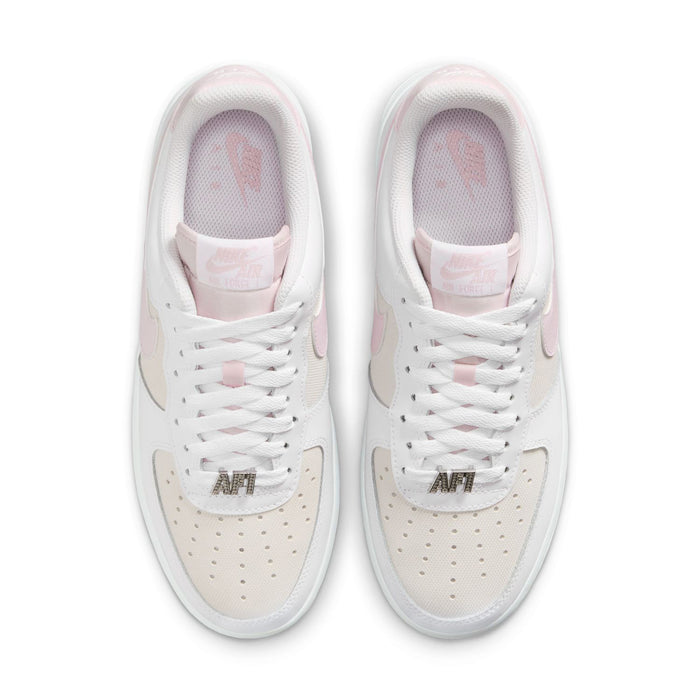 Women's Air Force 1 sneakers, white with lilac lining, top view of laces