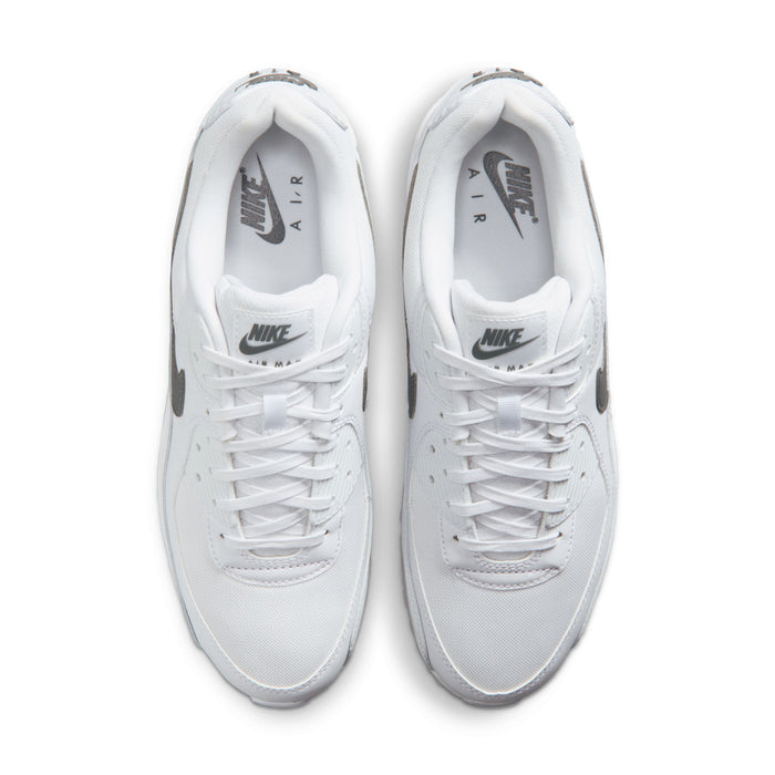 Men's Air Max 90 sneakers, white laces and tongue branding, front toe view