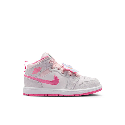 Kids mid-top sneakers, light gray with pink laces and pink side Swoosh, flat sole