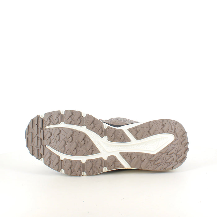 Beige Skechers vattentäta slip-in skor med Memory Foam och god stötdämpning
