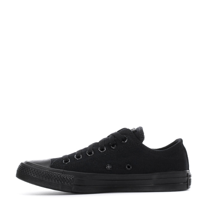 Youth Chuck Taylor All Star ox sneakers, black low-top with eyelets and rubber toe cap
