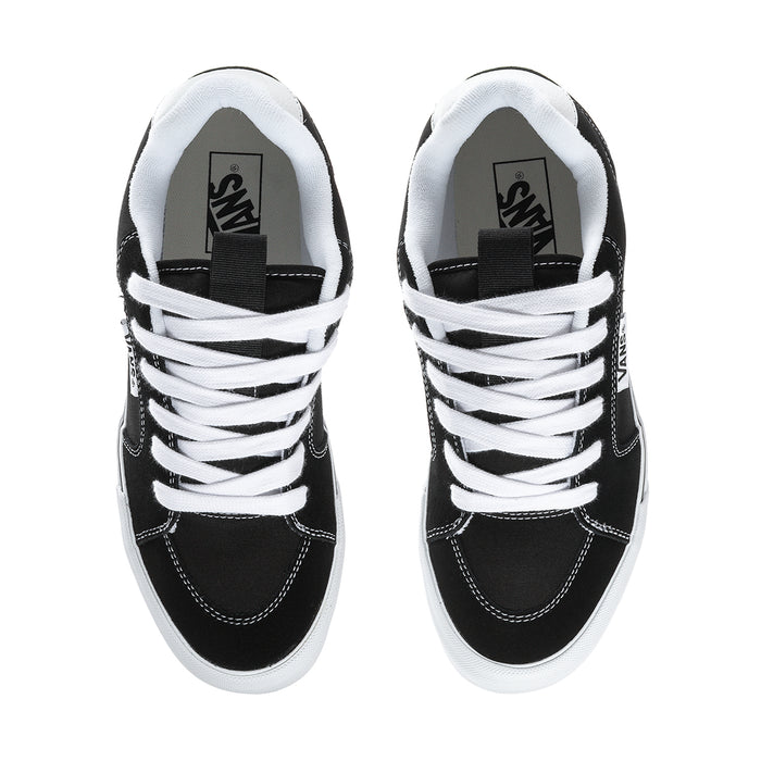 Men's Vans chukka push sneakers, black with white laces and tongue logo detail