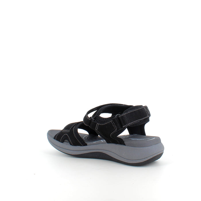 Clarks Cloudsteppers sandal i svart – dämpning hela dagen
