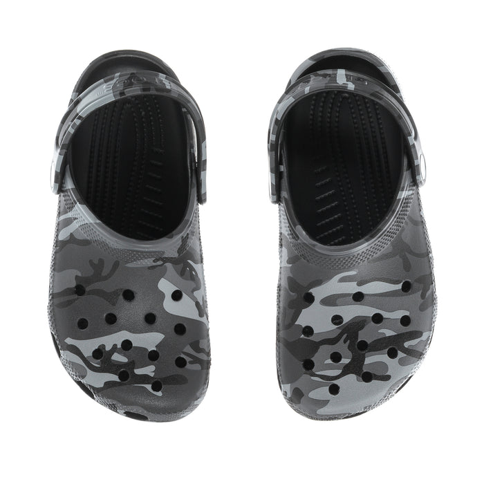 Kids camouflage clogs, slate gray, front view showing ventilation holes