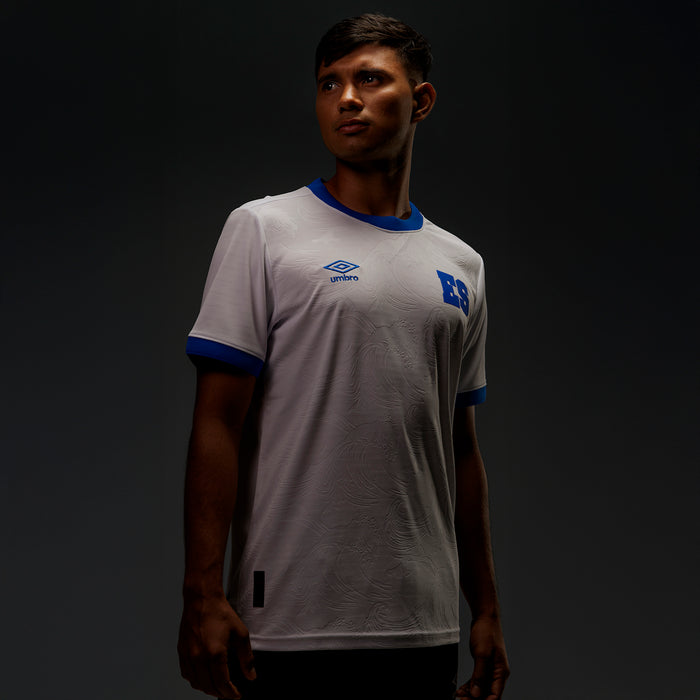 Mens white away soccer jersey with blue collar trim and ES crest on chest