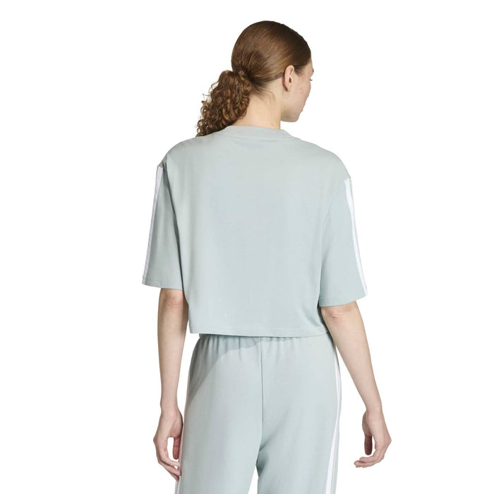 Women's loose sage t-shirt with solid back and crew neckline