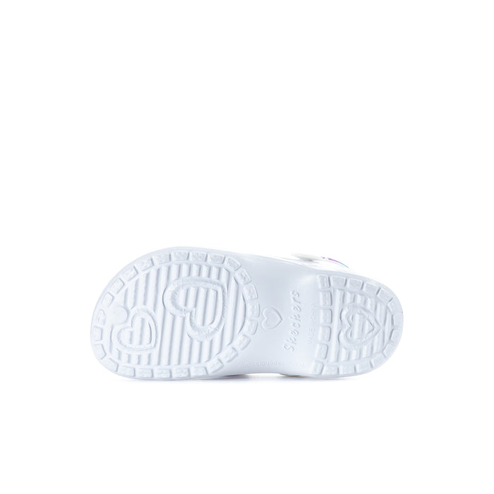 Kids slip-on clog outsole, white textured tread underside