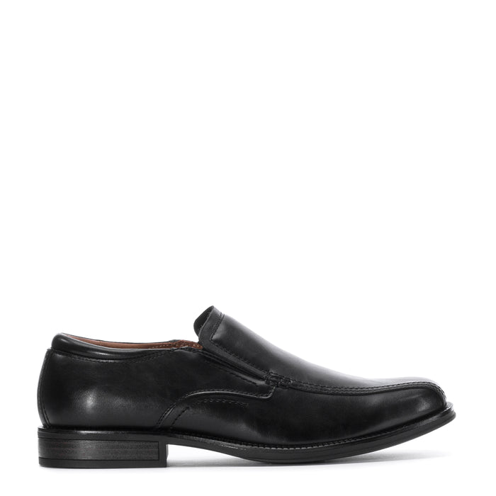 Black men's slip-on loafer shoe with moc toe and low block heel