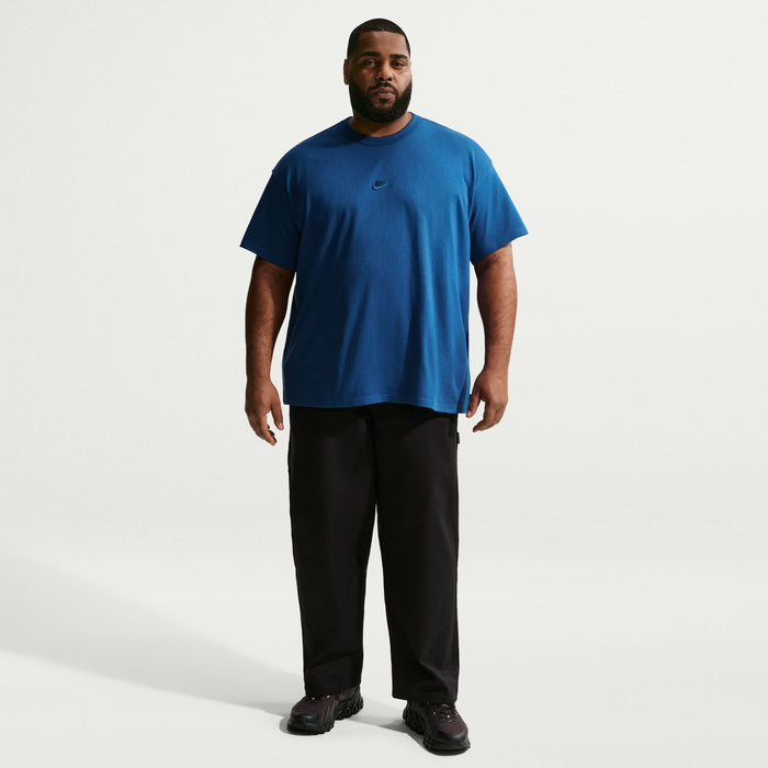 Court blue men’s crewneck T-shirt with chest logo, relaxed fit