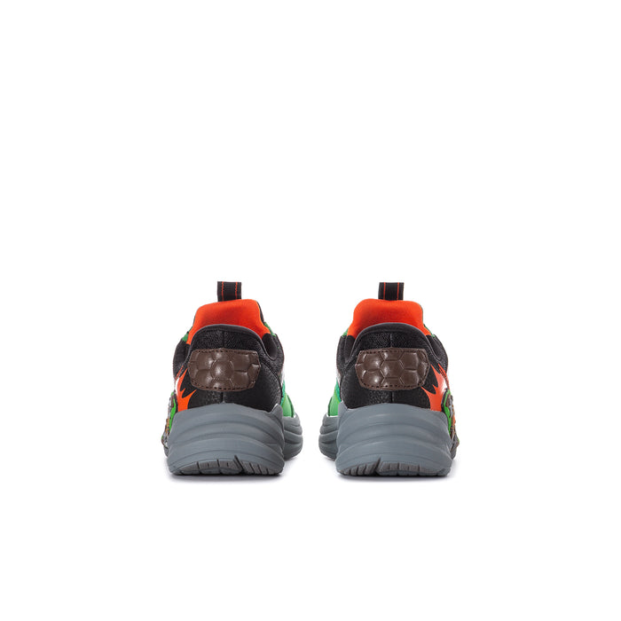 Kids sneakers heel view: black-and-brown back, orange collar, gray tread sole