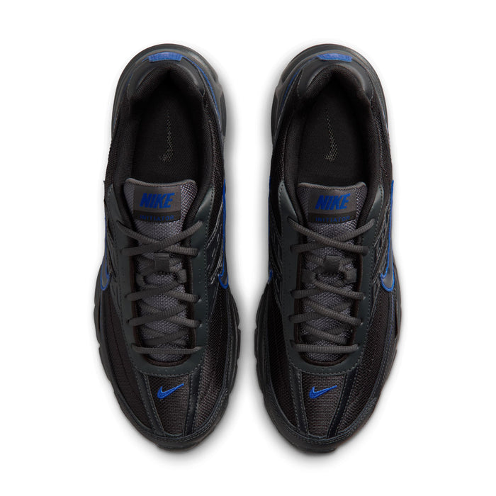 Men's black lace-up running shoes, tongue label and Nike swoosh visible