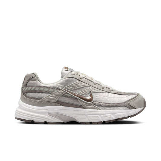 Nike women's running shoes, light bone with phantom and mink brown accents
