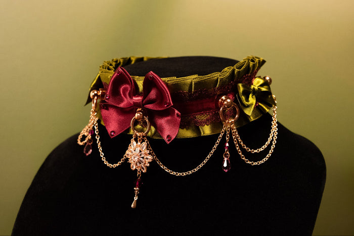 "Juliette" - Moss & Burgundy Luxury Collar
