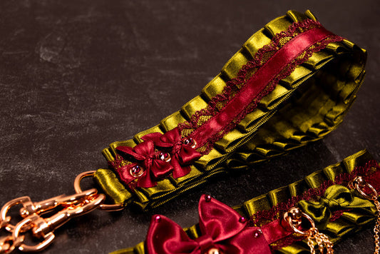 "Juliette" - Moss & Burgundy Luxury Leash