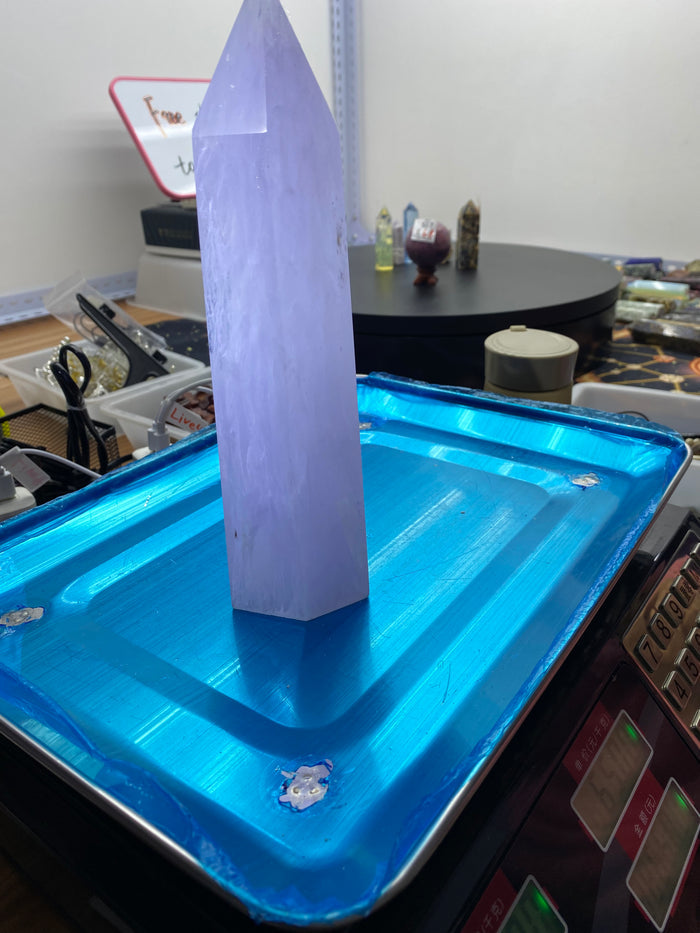 Live sky blue melting big column