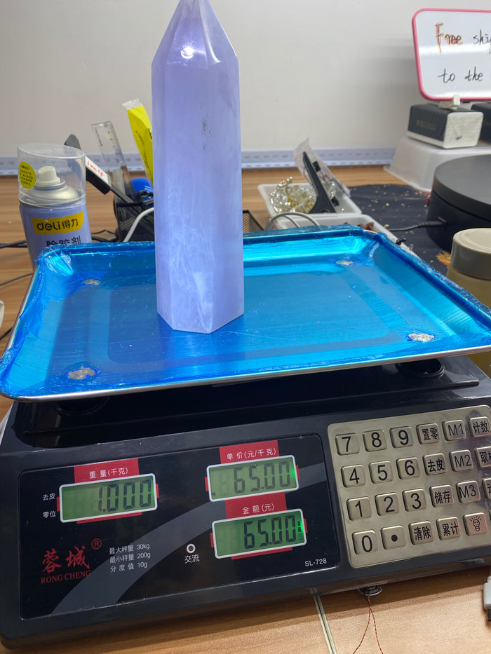 Live sky blue melting big column
