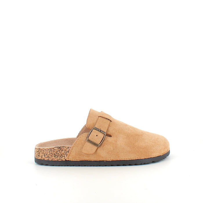 Ljusbrun slip-on sandal i textil – lätt & naturlig modell