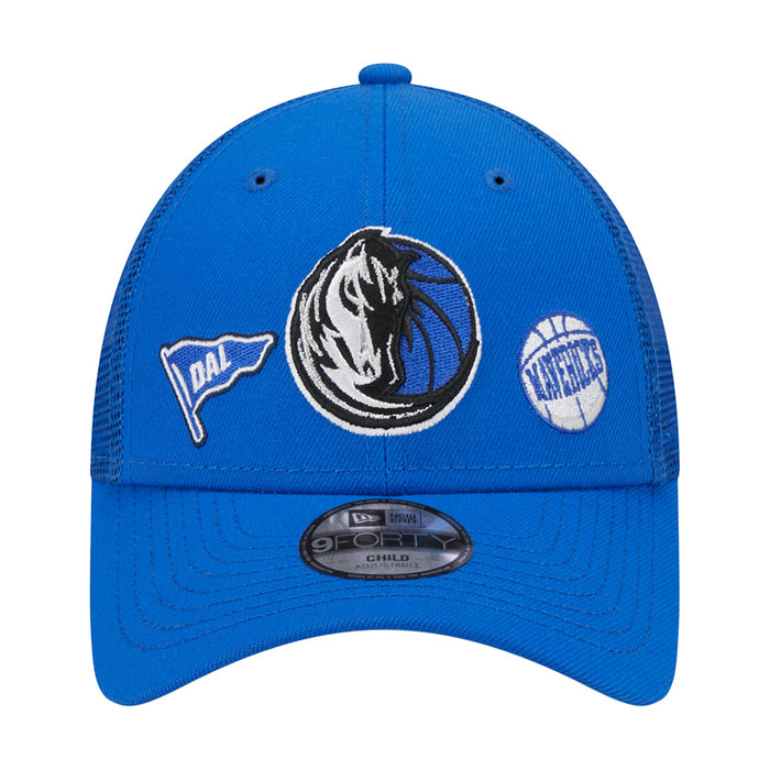 Kids blue trucker cap with Mavericks logo patch and front embroidery