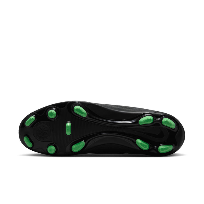 Black TPU outsole with green studs for firm and multi-ground play (FG/MG)