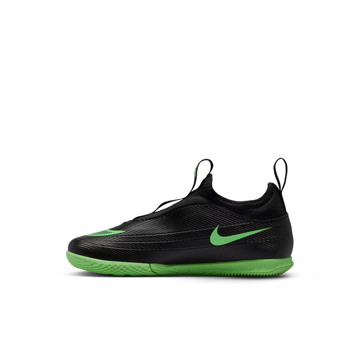 Kids Mercurial Vapor club cleat, black upper with neon green swoosh on side