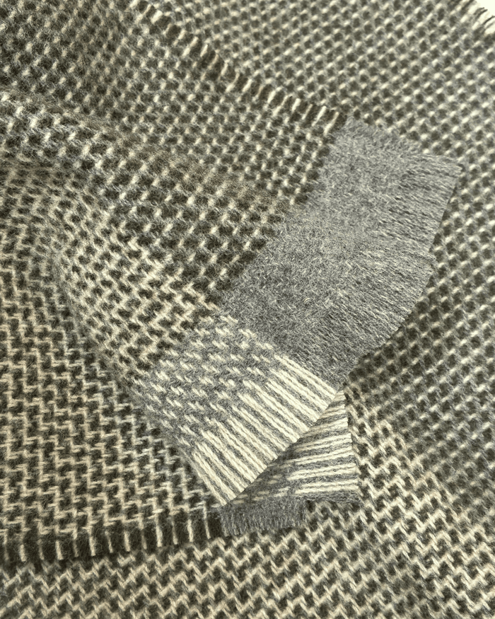 Moss/Grey Tweed Merino Lambswool Scarf - Cushendale Woollen Mills