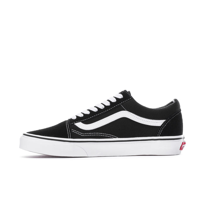Men's black skate sneakers with white Sidestripe and low white rubber sole