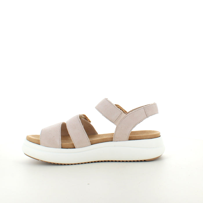 Remonte sandal i beige med vit sula – komfort och flexibilitet