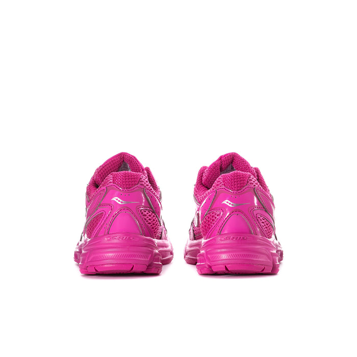 Women’s fuchsia running sneakers rear view with cushioned heel