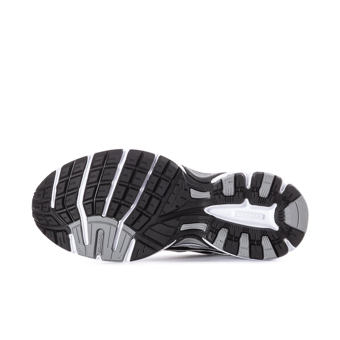 Women’s Ride Millenium Saucony shoes outsole view, black tread with white accents