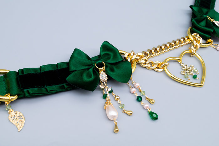 "Royal Garden" - Hunter Green Luxury Martingale Collar