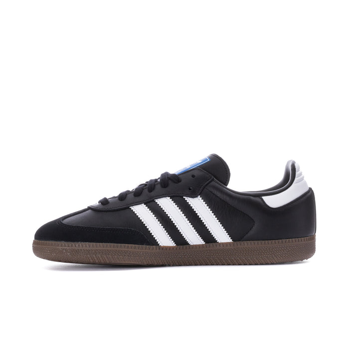 Black adidas Samba OG low-top sneakers with white triple stripes and gum outsole.