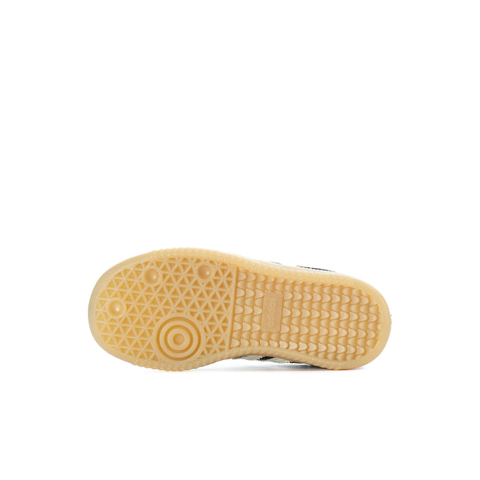 Toddler gum rubber outsole with grid tread, underside view