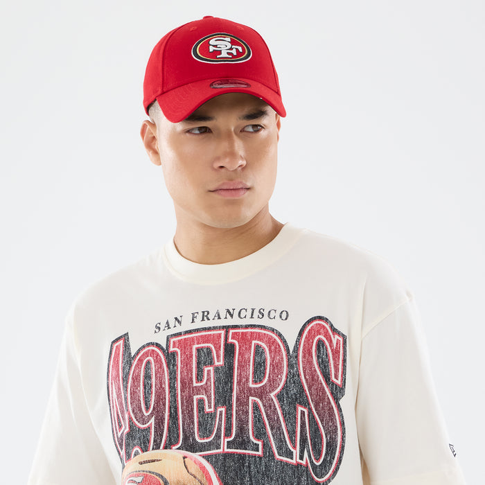 Off-white men’s washed tee with close-up front “49ERS” team graphic in red and black