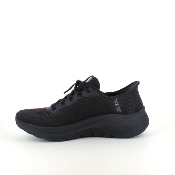 Skechers Slip-ins med Arch Fit – svart sneaker med hands-free komfort