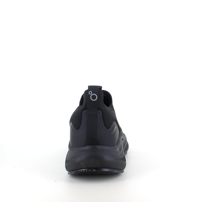 Svarta slip-on arbetsskor med maximal komfort & halksäker sula