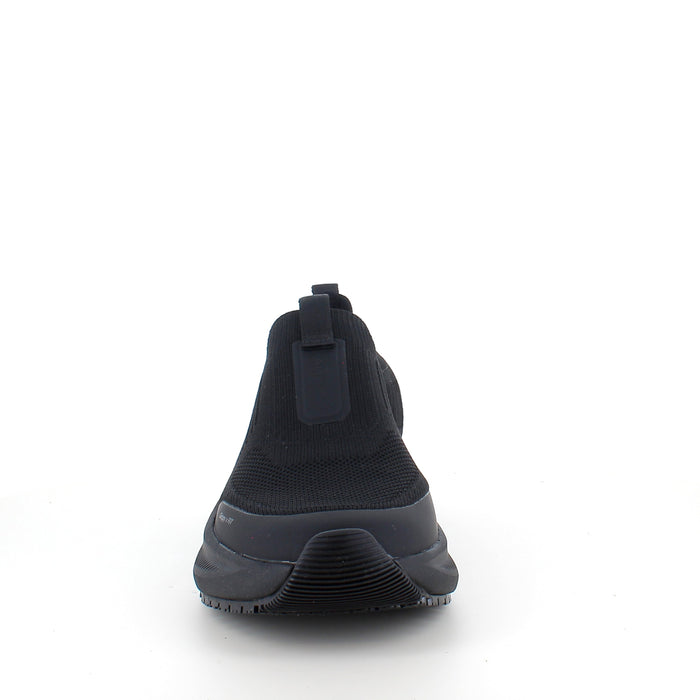 Svarta slip-on arbetsskor med maximal komfort & halksäker sula