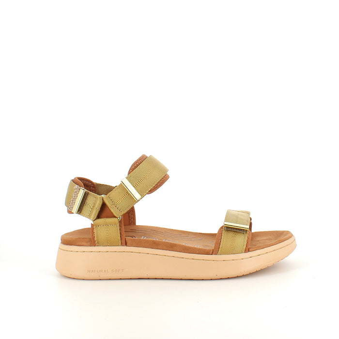 Woden sandal i khaki med gyllene nyans